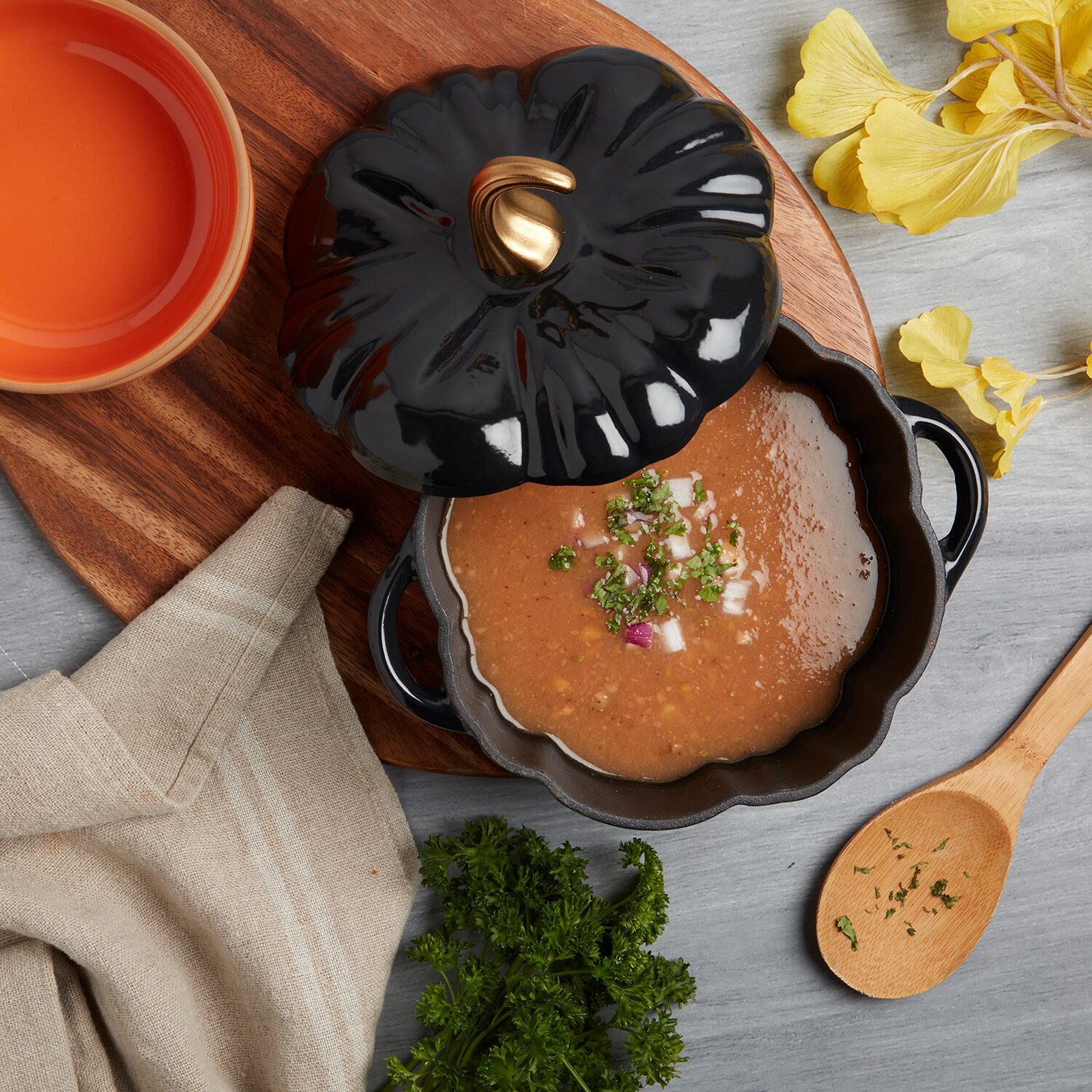 Smith & Clark Cast Iron Pumpkin Harvest -qt. Dutch Oven