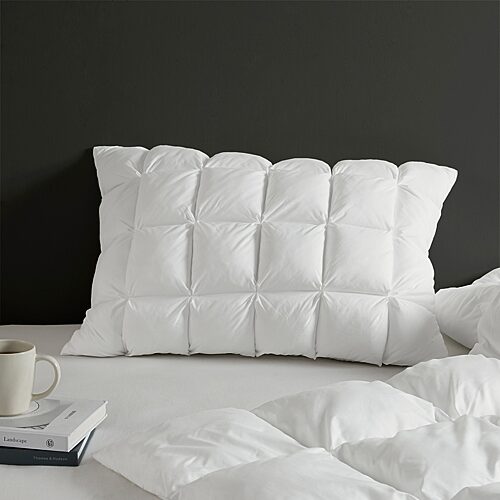 MP21-8300 20 x 28 x 0.13 in. Stay Puffed Overfilled Pillow Protector Single Piece, White