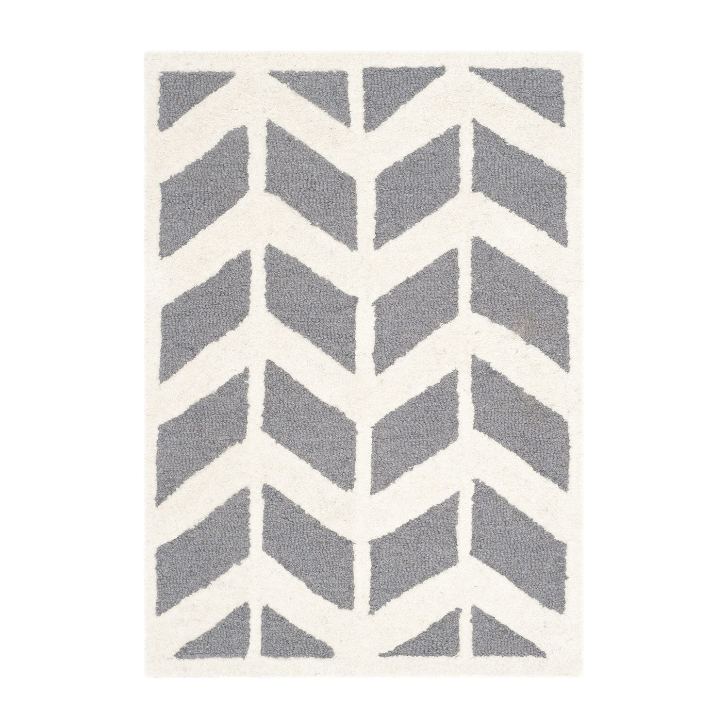 Safavieh Darius Chevron Area Rug