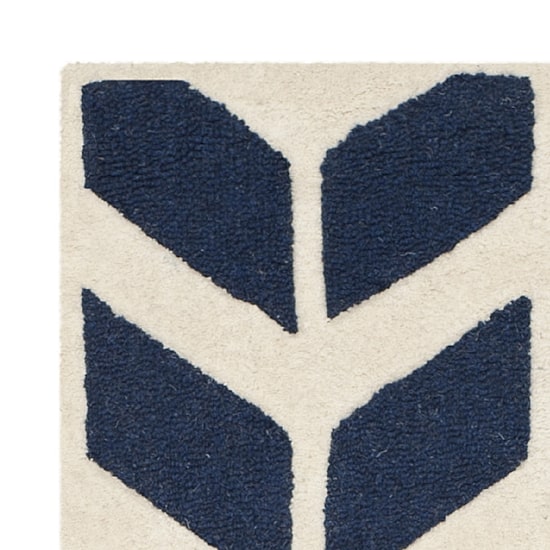 Safavieh Darius Chevron Area Rug