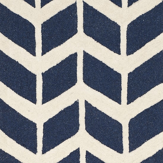 Safavieh Darius Chevron Area Rug