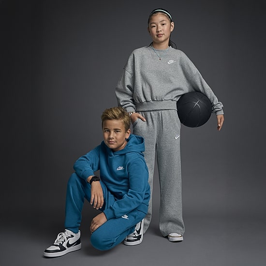 Nike Club Big Kid Unisex Long Sleeve Fleece Active Hoodie