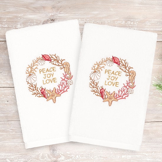 Linum Home Textiles Christmas Peace 2-pc. Hand Towel