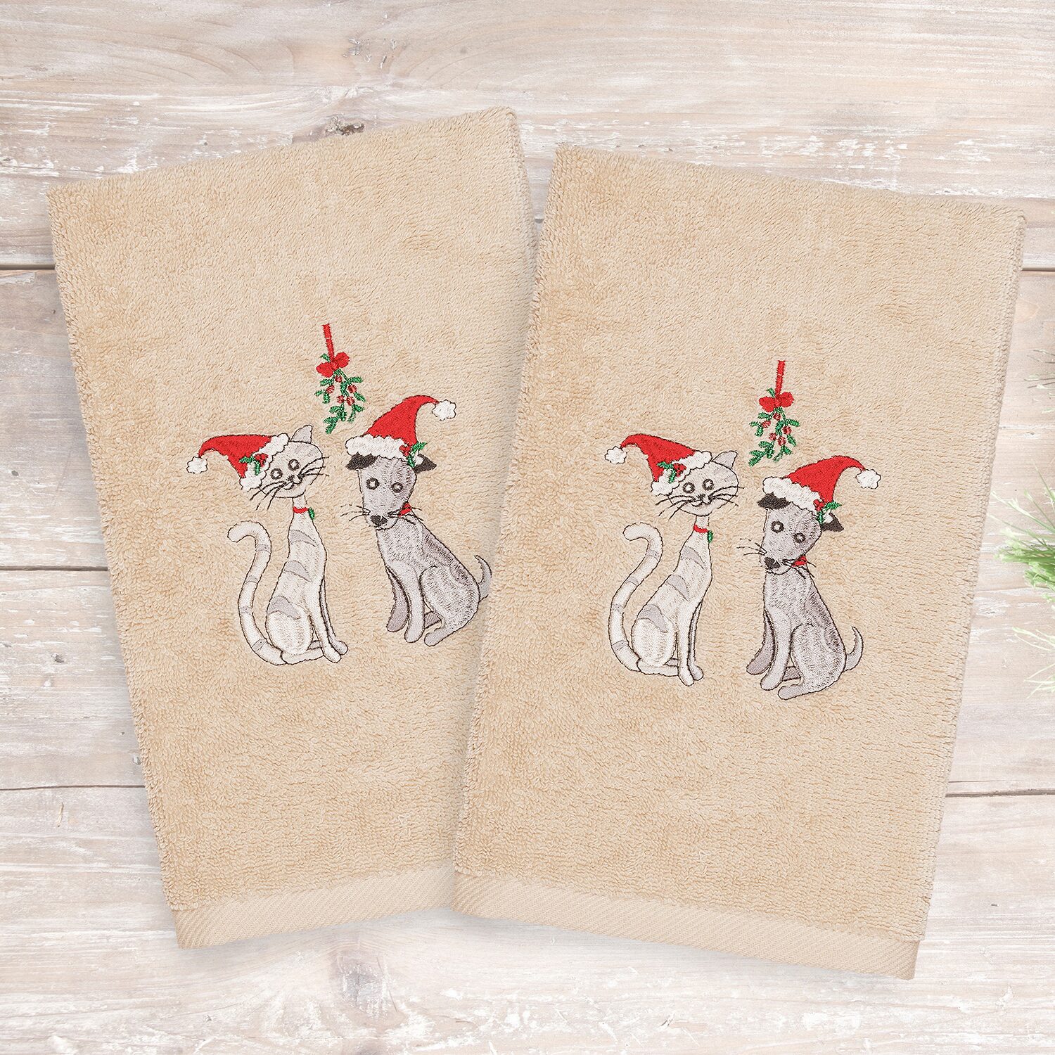 Linum Home Textiles Xas Cute Couple 2-pc. Hand Towel