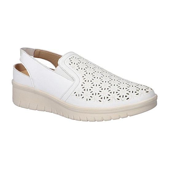 Easy Street Petal Womens Round Closed Toe Slip-On Shoe