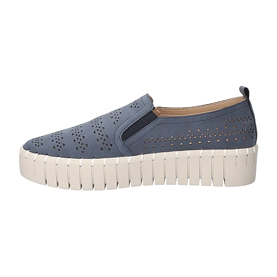 Easy Street Peppy Womens Round Closed Toe Slip-On Shoe