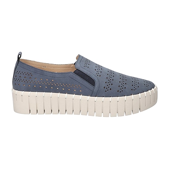 Easy Street Peppy Womens Round Closed Toe Slip-On Shoe