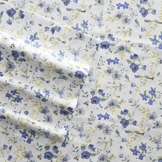 Casual Comfort™ Premium Ultra Soft Blossoms Sheet Set