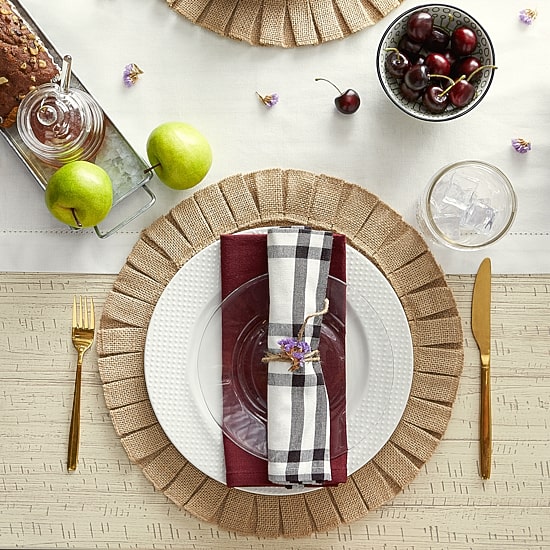 Design Imports Natural Jute Round Ruffle Trim Table Linen Set