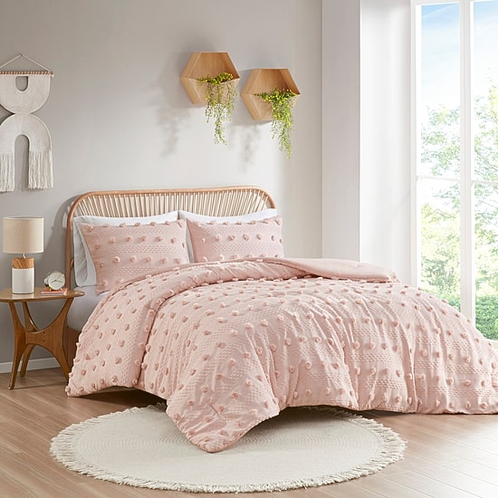 Intelligent Design Vera Clip Jacquard Comforter Set With Sham