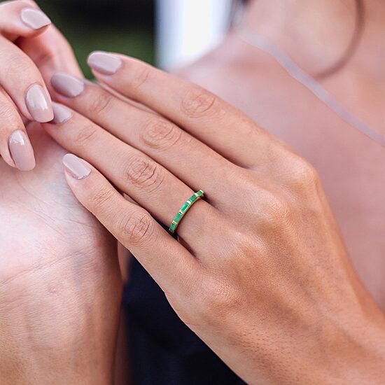 Womens Genuine Green Emerald 10K Gold 5-Stone Band