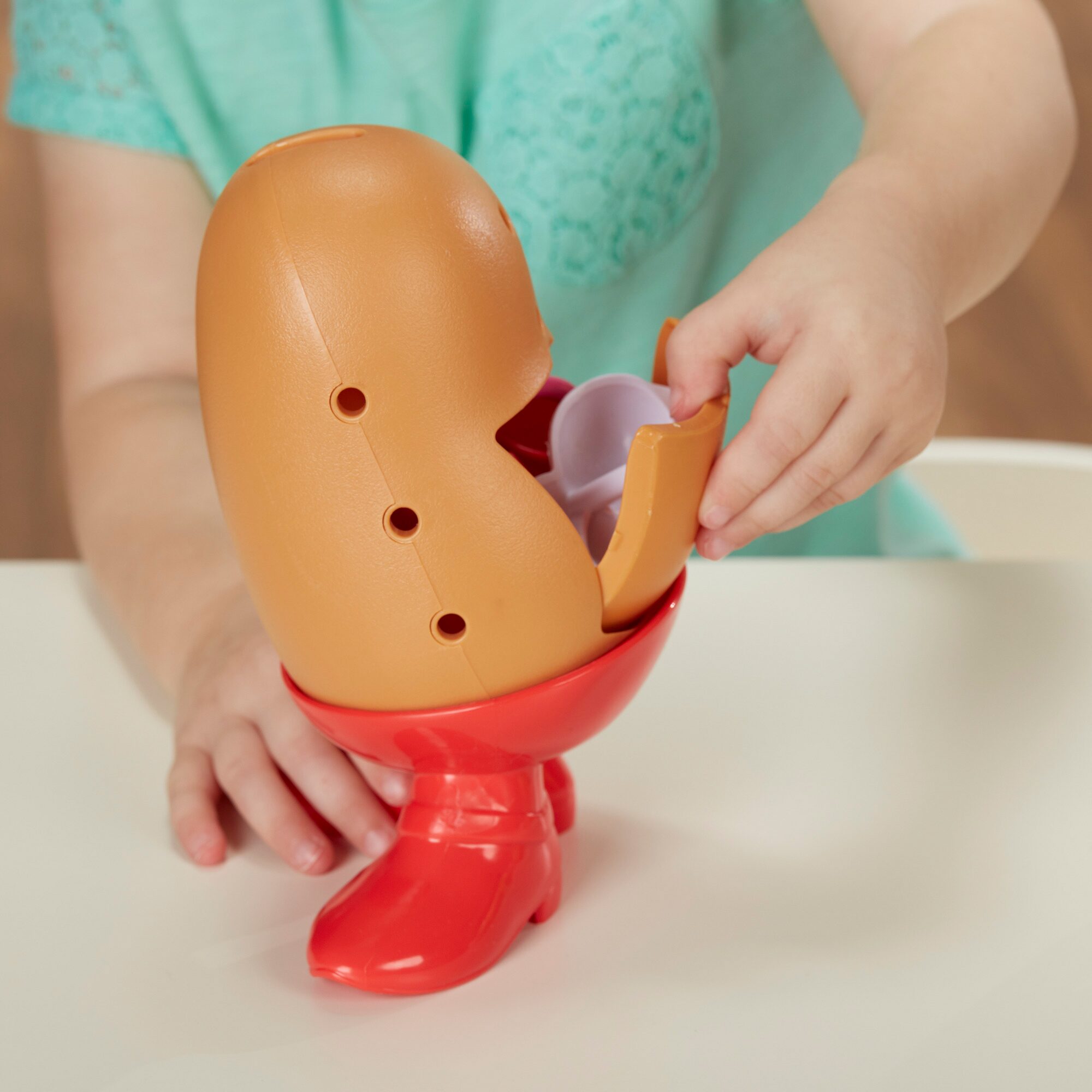Hasbro Playskool Friends Mrs. Potato Head Classic Toy Story Action Figure