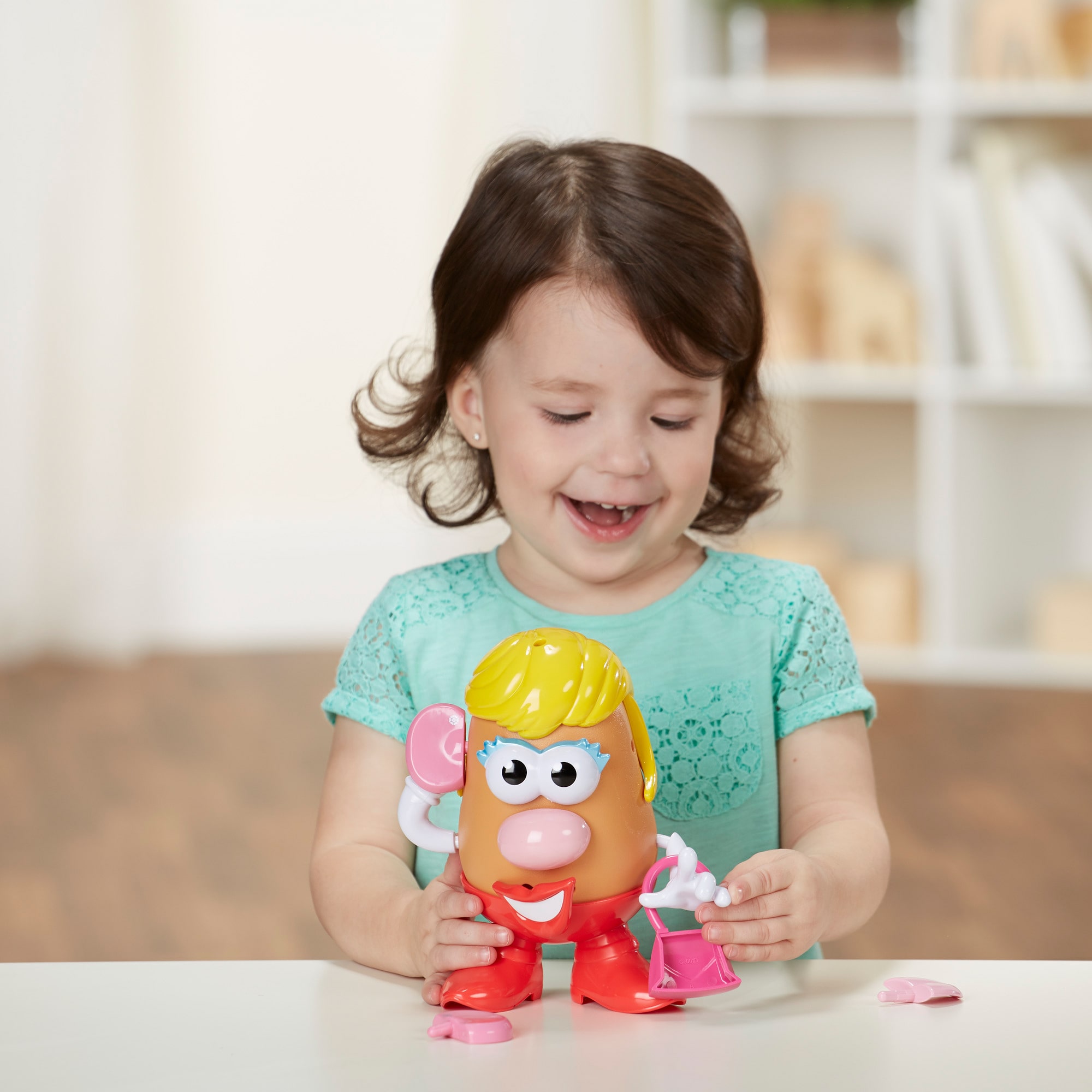 Hasbro Playskool Friends Mrs. Potato Head Classic Toy Story Action Figure