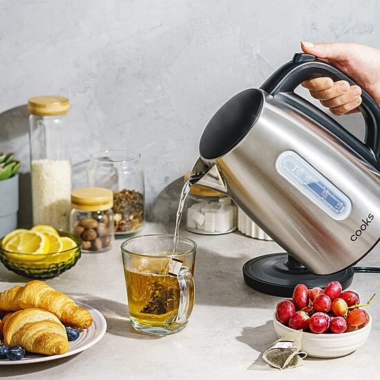 Cooks 1.7L Electric Kettle