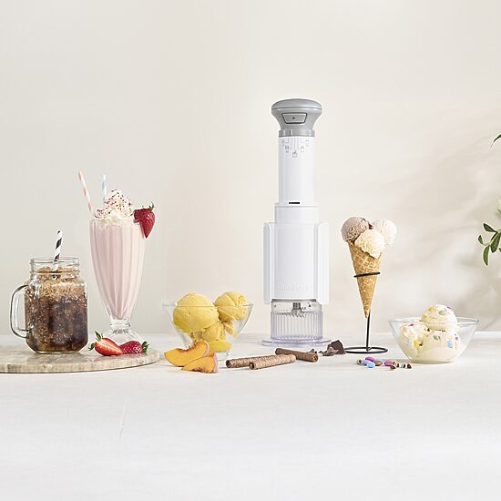 Cuisinart FastFreeze™ Frozen Dessert Maker