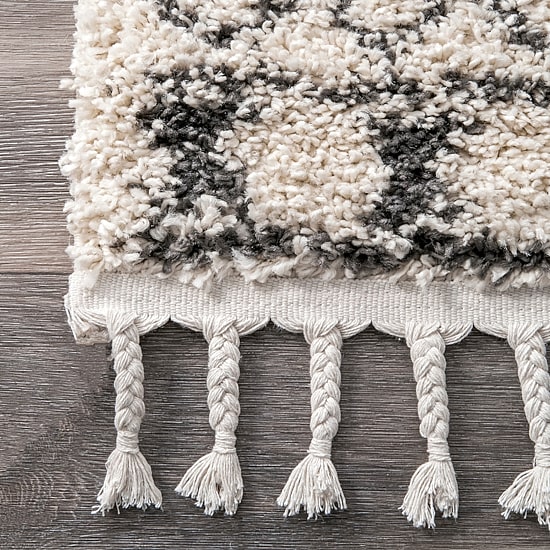 nuLoom Vasiliki Moroccan Tribal Tassel Area Rug