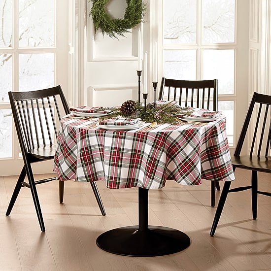 Elrene Home Fashions Christmas Plaid 70x70 Tablecloth