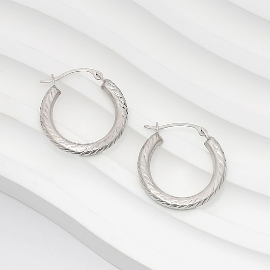 Womens 10K Gold 18mm Round Hoop Earrings
