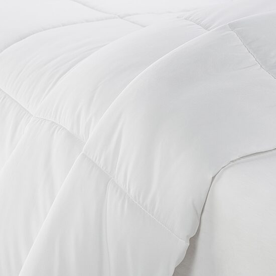 Serta Simply Clean™ Midweight Antimicrobial Treated Comforter Set