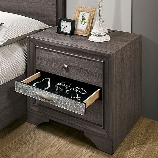 Craye 3 Piece Bedroom Set
