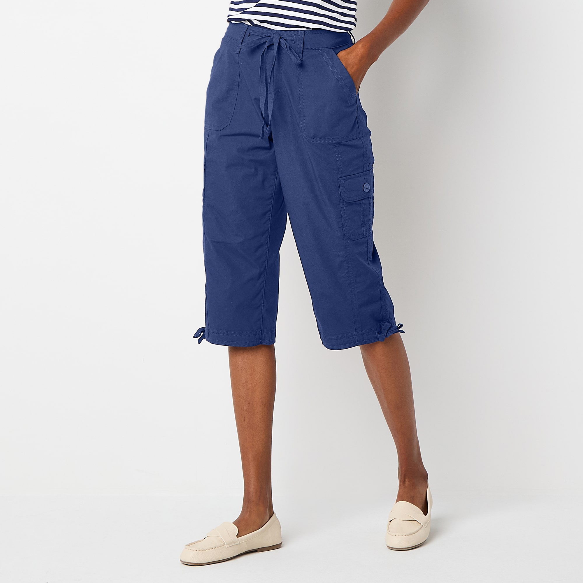 St. John's Bay Womens Straight Mid Rise Capri Pant