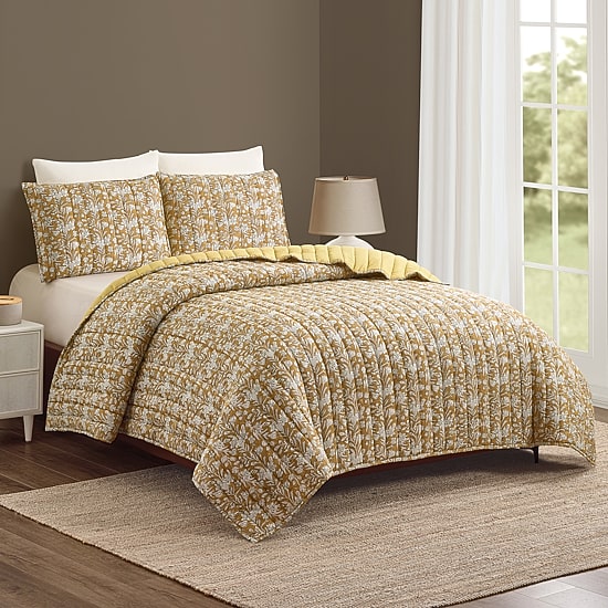 Laurel & Mayfair Sketched Floral Block Print 3-pc. Floral Quilt Set