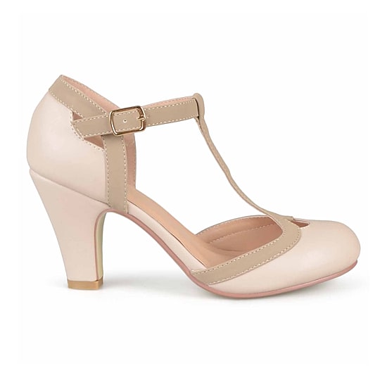 Journee Collection Womens Round Stacked Heel Pumps