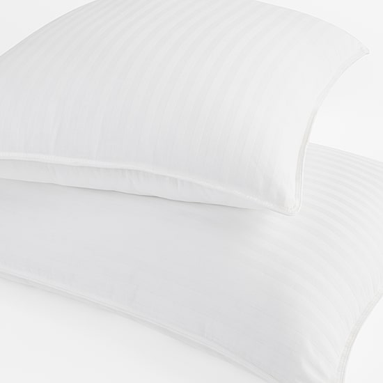Casual Comfort 2-Pack Plush Down-Alternative Cooling Gel Fiber Bed Pillow Set