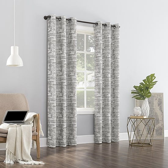 Sun Zero Parrish Grommet Top Energy Saving 100% Blackout Single Curtain Panel