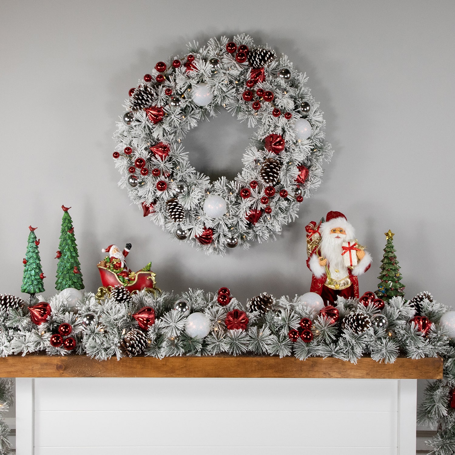 Northlight Snowy Bristle Pine Artificial 30-Inch Warm White Lights Pre-Lit Wreath