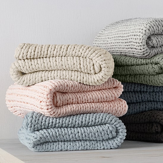 Casual Comfort Chunky Midweight Throw