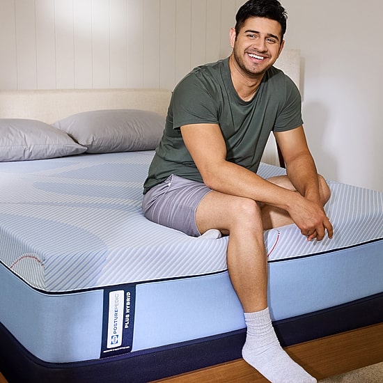 Sealy Posturepedic Indy 13" Hybrid Medium Tight Top - Mattress + Box Spring