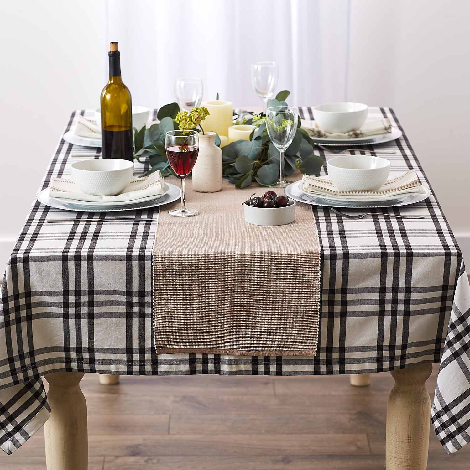 Design Imports Stonewash Blue/White 2-Tone Ribbed Table Runner