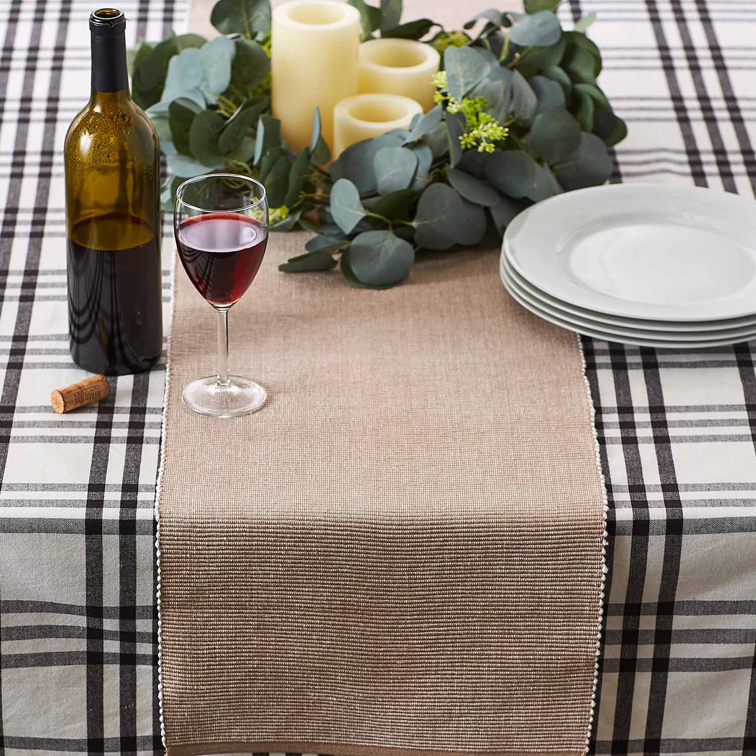Design Imports Stonewash Blue/White 2-Tone Ribbed Table Runner