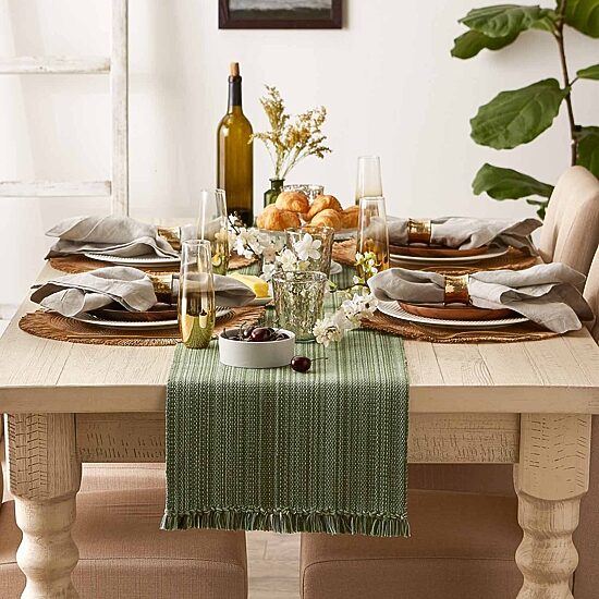 Design Imports Artichoke Variegated Fringe Table Runner