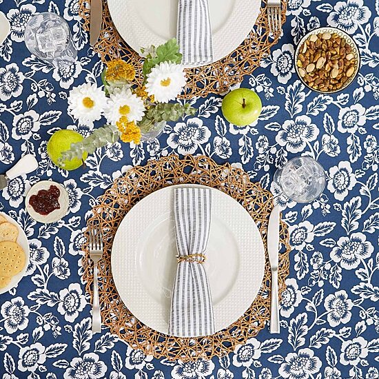 Design Imports Nautical Blue Floral Print Outdoor  With Zipper Tablecloth