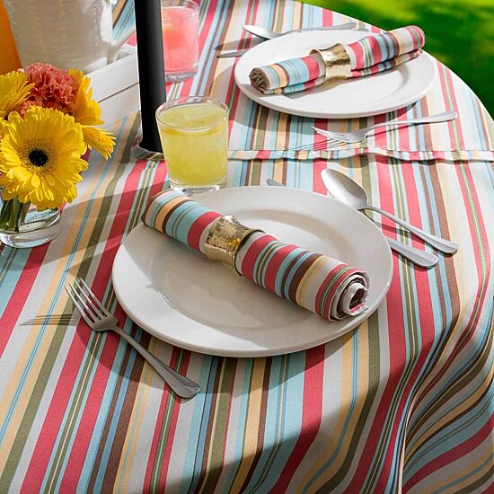Design Imports Summer Stripe Outdoor  With Zipper Tablecloth