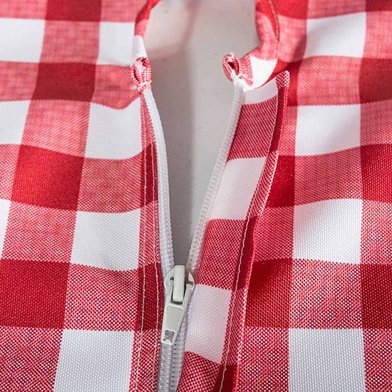 Design Imports Tango Red Check Outdoor  With Zipper Tablecloth