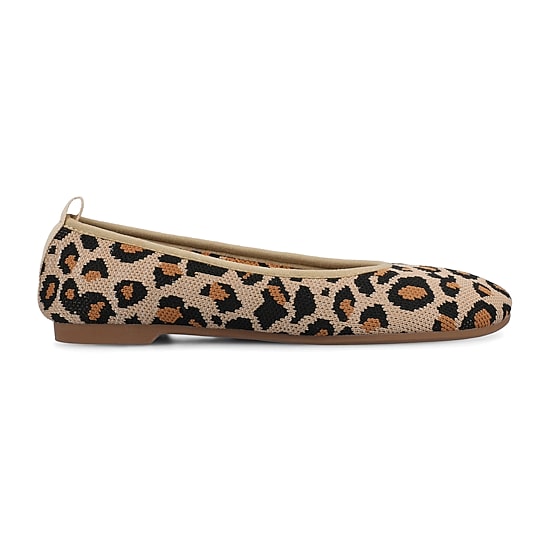 Journee Collection Aria Womens Round Closed Toe Ballet Flats