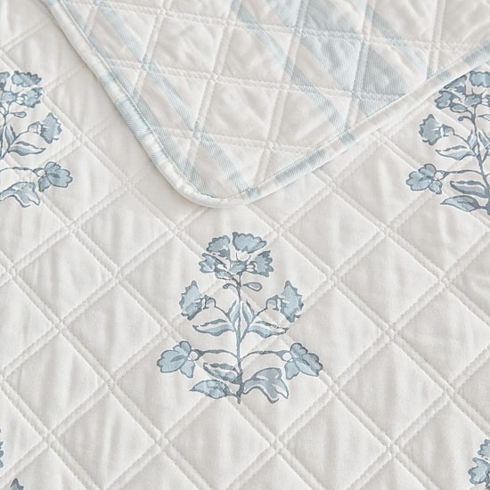 Martha Stewart Flower Block Print Easy Care Quilt Set