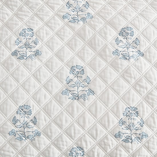 Martha Stewart Flower Block Print Easy Care Quilt Set