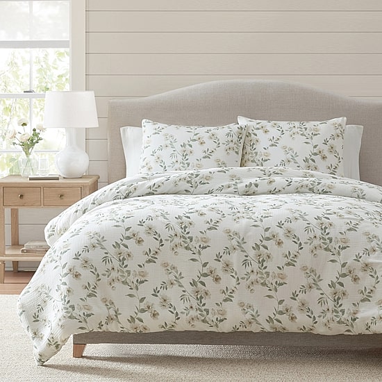 Martha Stewart Hazel Floral Easy Care Duvet Cover Set