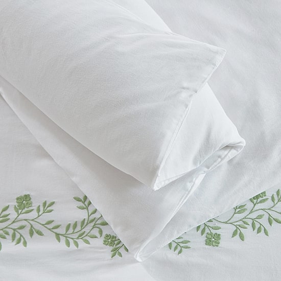 Martha Stewart Garden Path Easy Care Comforter Set