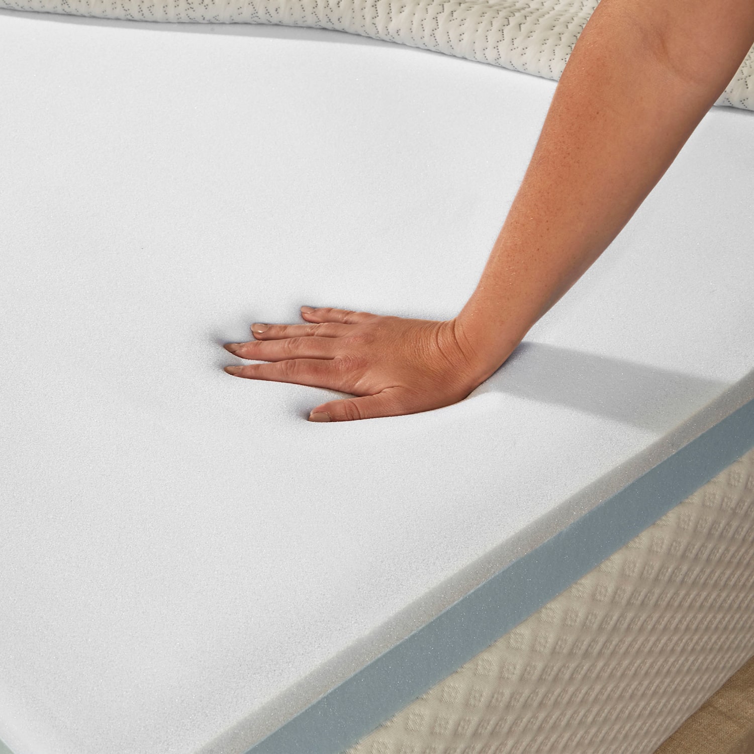 La-Z-Boy Serene | Hybrid Bliss Memory Foam 3" Dual Layered Mattress Topper