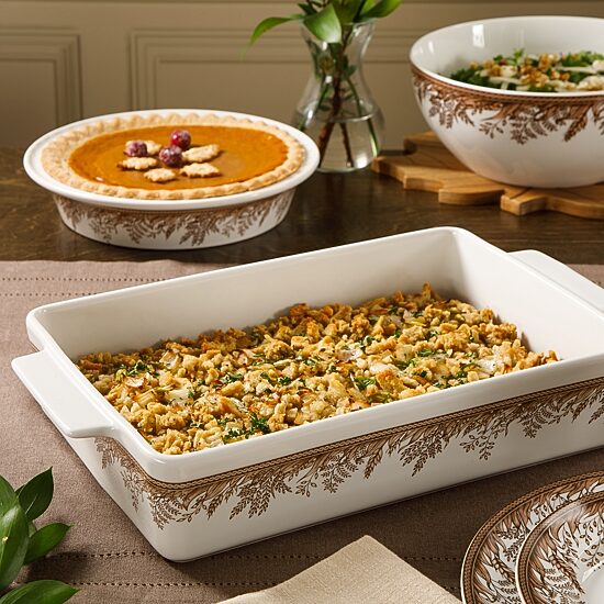 Martha Stewart Harvest 10 inch Deep Pie Dish