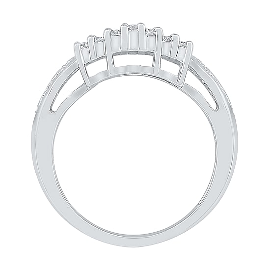 Womens 1 1/2 CT. T.W. Natural White Diamond 10K Gold Cluster Cocktail Ring