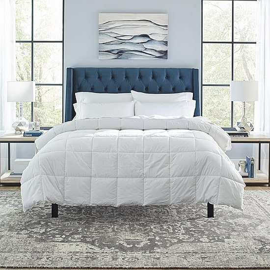 Pointehaven Cotton Percale Oversized Down Alternative Midweight Hypoallergenic Comforter