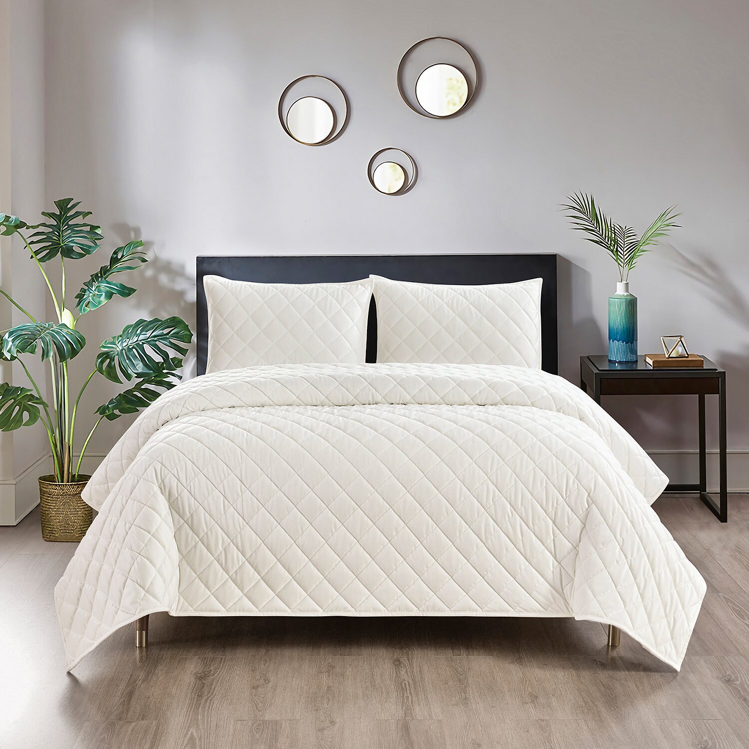 Pointehaven Velvet Diamond Design Oversized Quilt Set