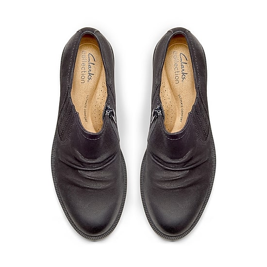 Clarks Adalynn Ezra Womens Round Loafers