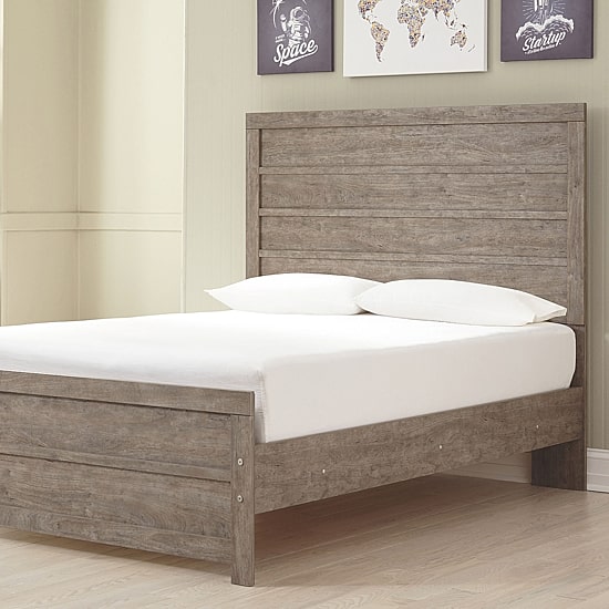 Signature Design by Ashley® Culverbach Panel Bed